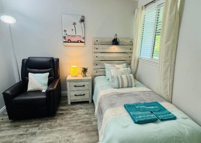 single twin bedroom angle 2